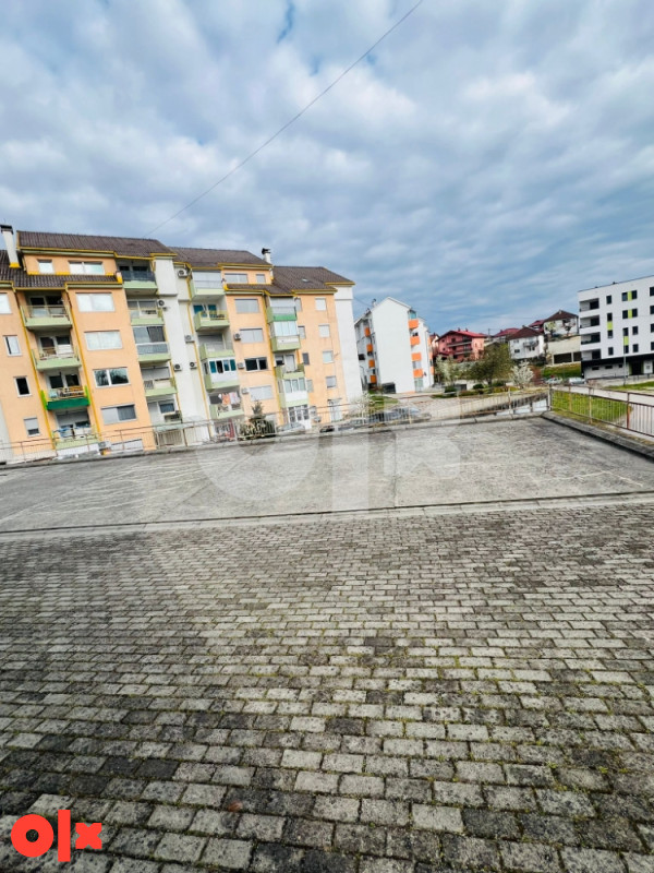 Garaža Joše Velika Kladuša 3