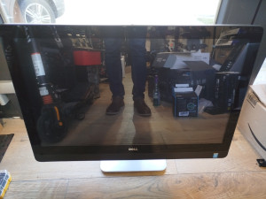 DELL 27" TOUCH 2k display i7 16GB 2GB grafika