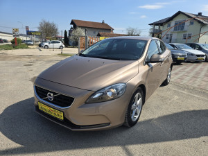 Volvo V40 12/2013 1,6 D2 NAVI ALU TOP AUTO !!!!