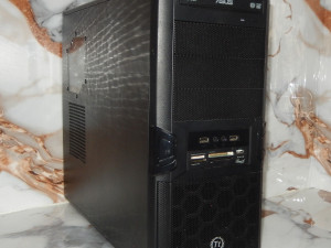 ThermalTake kućište za računar