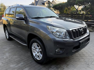 POTRAZNJA Toyota Land Cruiser 150 automatik