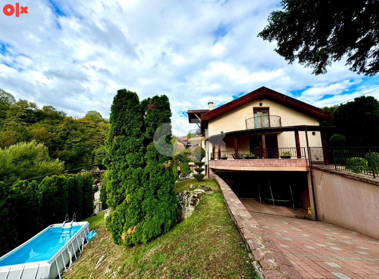 Luksuzna kuca Krupski slapovi, B. Luka, tel: 065/679-078 2