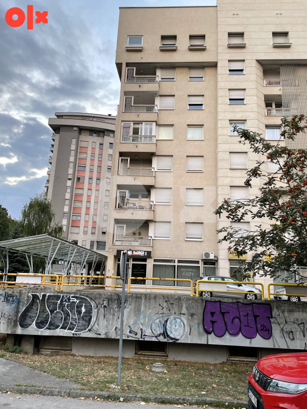 Garaža Tuzla 2