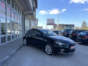 Mazda 3 2.2d 110kW 2016 god *198.000km* led,kamera