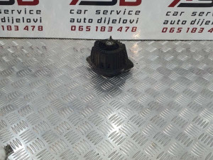 Nosac Motora Lijevi Mercedes W204 A2042404717Q1