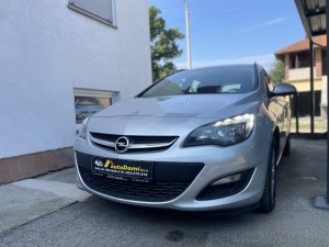 Opel Astra 2015