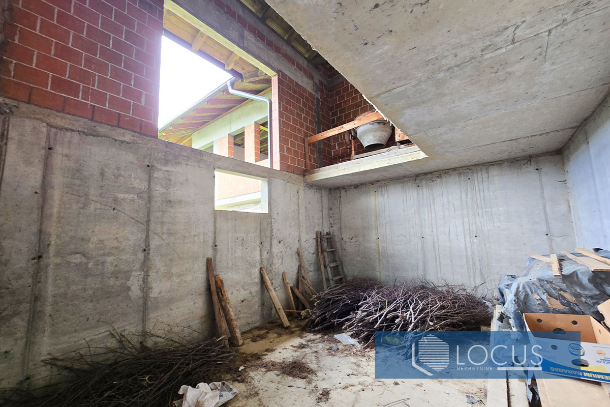 LOCUS: Dvije kuće na parceli 34.125m2, Barice, Vogošća 7