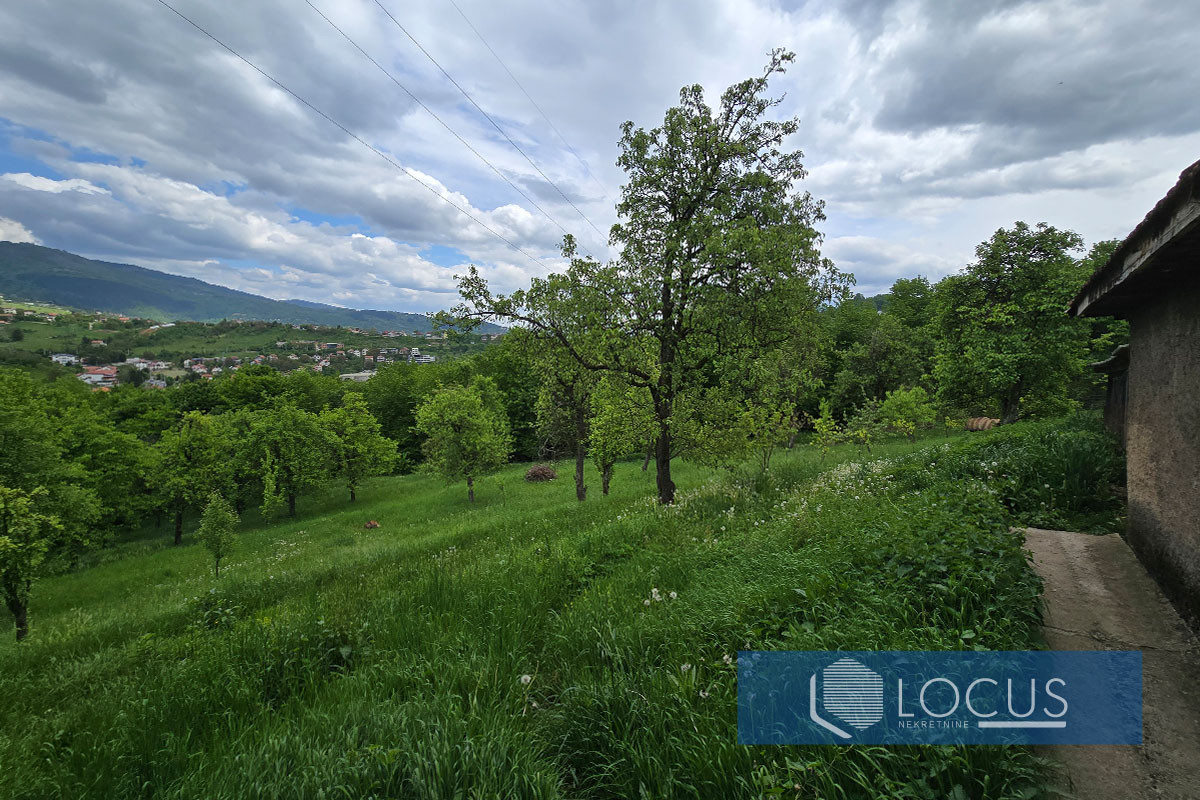 LOCUS: Dvije kuće na parceli 34.125m2, Barice, Vogošća 9