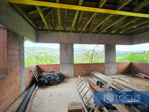 LOCUS: Dvije kuće na parceli 34.125m2, Barice, Vogošća photo 5