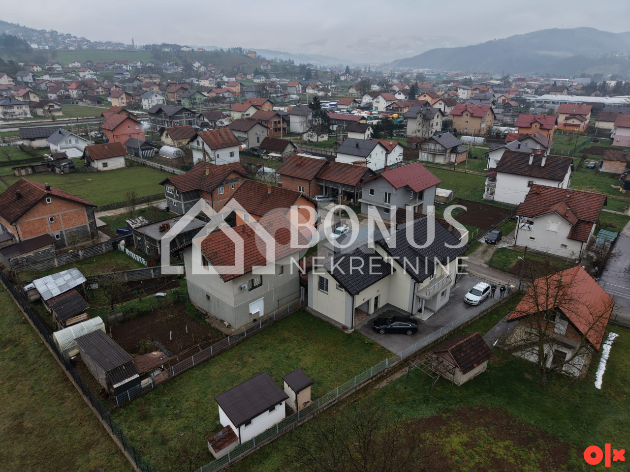 Kuća sa okućnicom, Podlugovi 3
