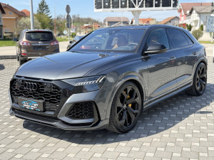 Audi RSQ8 4.0 2020god.
