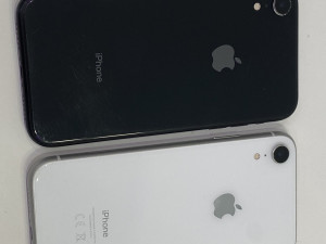Apple iPhone XR 64GB
