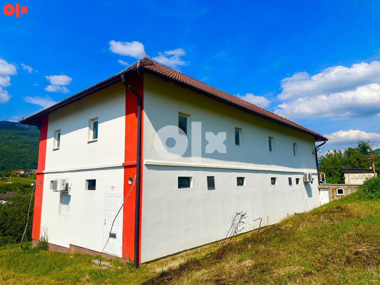Poslovni prostor izdavanje sve namjene prozvodnja,skladiste,hale