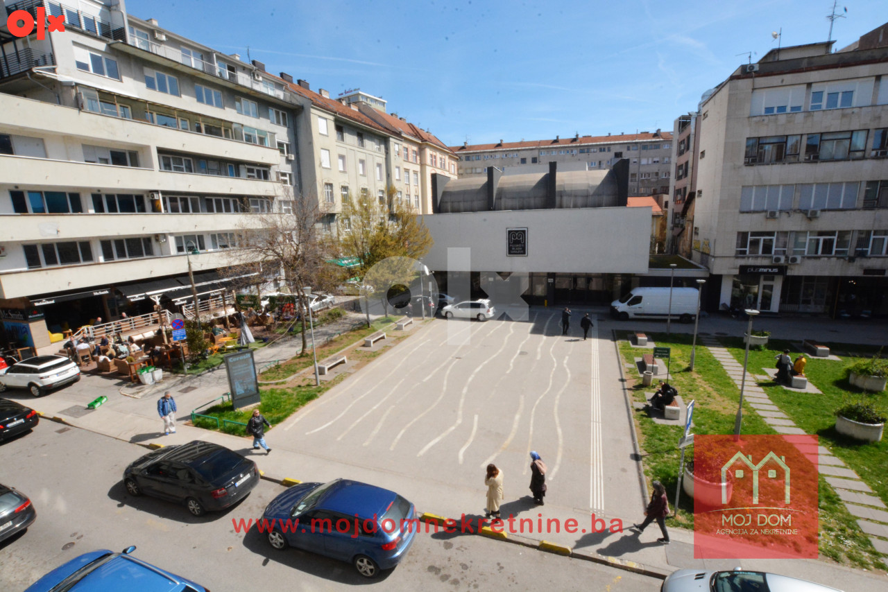 Trosoban stan 80m2 kod Pozorišta mladih Sarajevo Centar 2