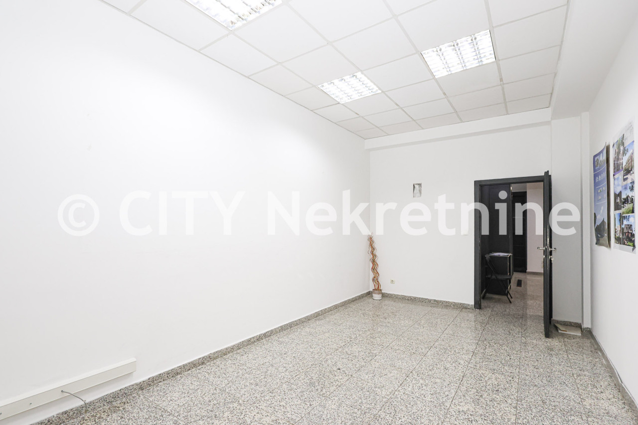 Poslovni prostor - Novo Sarajevo - Kovačići - 200 m2 10