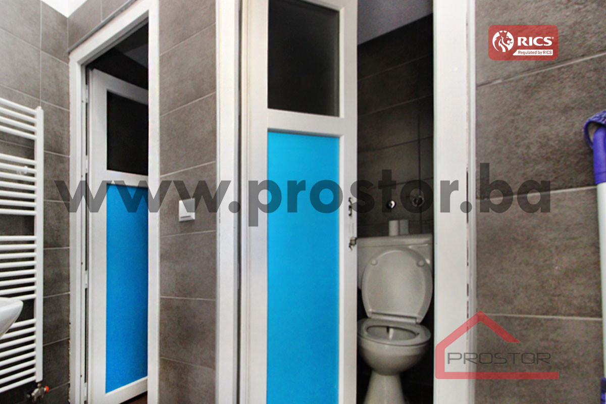 PROSTOR izdaje: Poslovni prostor, 65m2, Breka 5