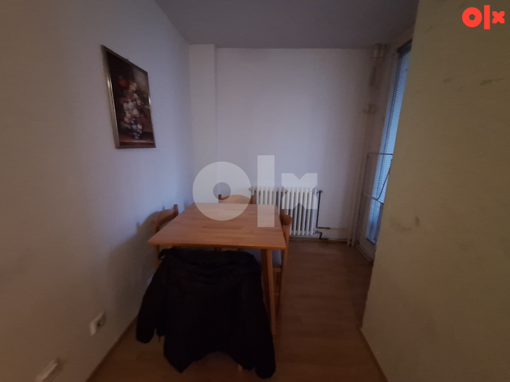 Dvosoban stan Alipašino polje 3