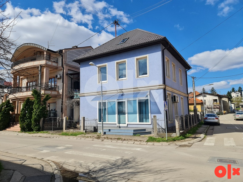 NAJAM - Poslovni prostor Banja Luka 126m2 - CENTAR