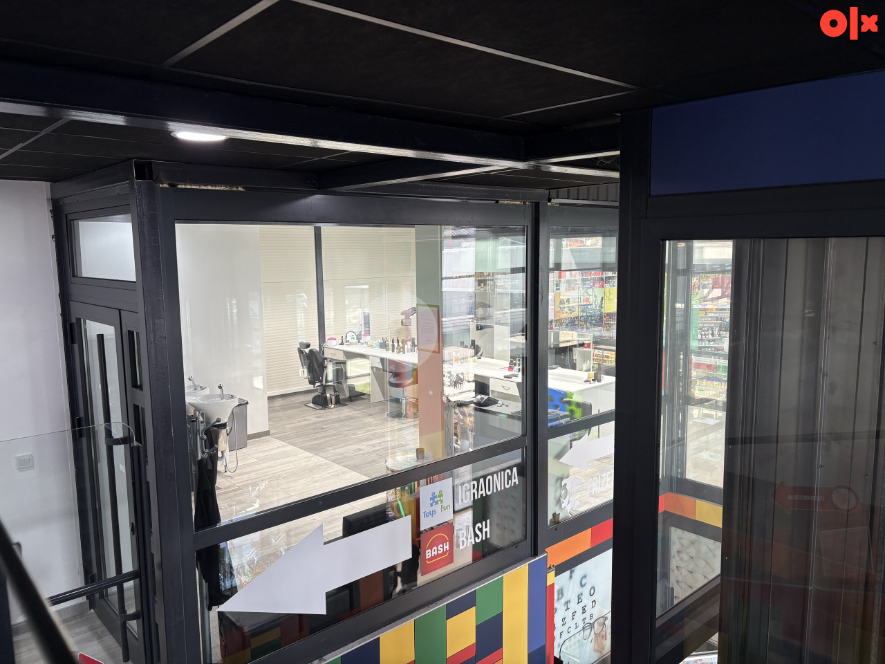 Frizerski Salon / Poslovni prostor 69,5m2 2