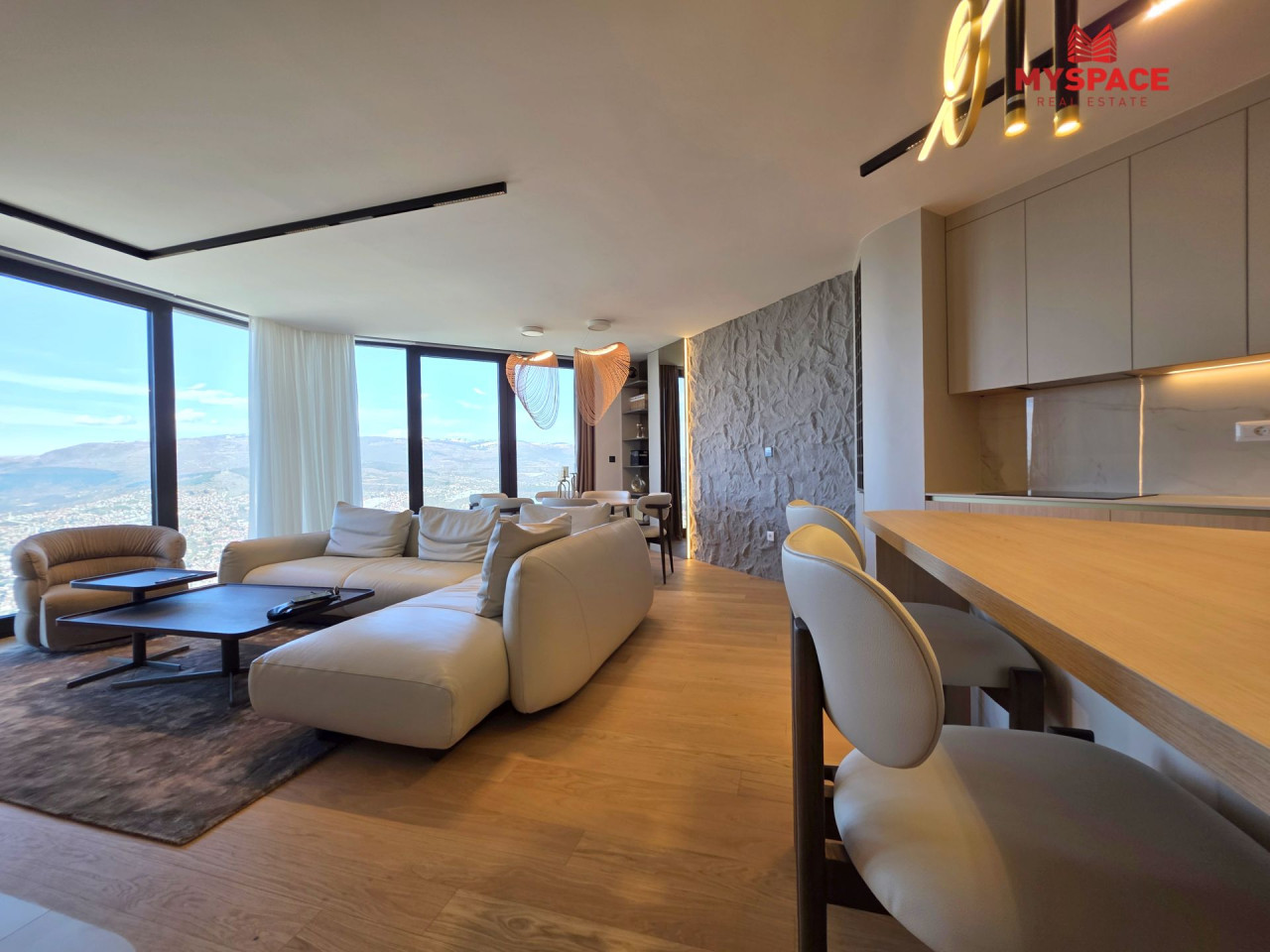 MY SPACE/ LUX STAN SA GARAZOM/ Trebevic/ ROOF GARDENS/ 103 m2