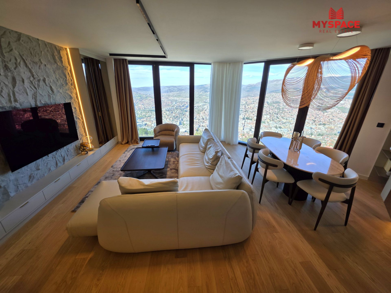 MY SPACE/ LUX STAN SA GARAZOM/ Trebevic/ ROOF GARDENS/ 103 m2 8