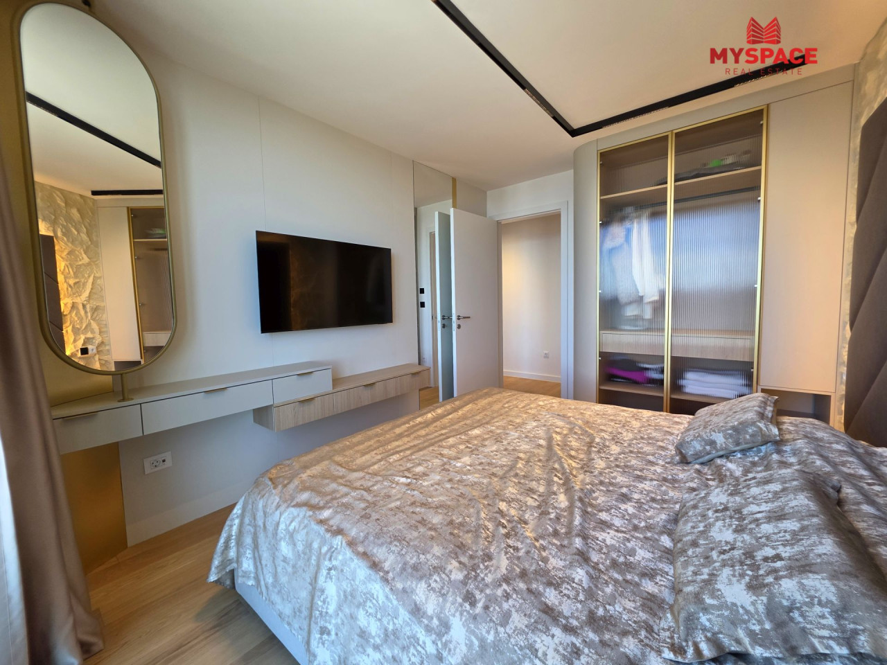 MY SPACE/ LUX STAN SA GARAZOM/ Trebevic/ ROOF GARDENS/ 103 m2 18