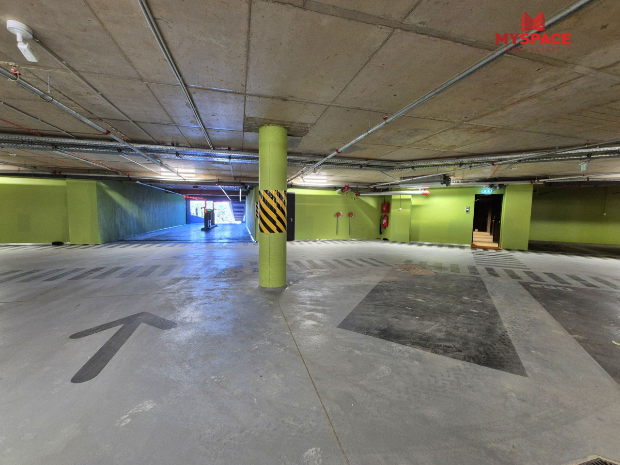 MY SPACE/ LUX STAN SA GARAZOM/ Trebevic/ ROOF GARDENS/ 103 m2 21