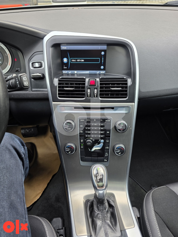 Volvo XC 60 2012g 2.4d 4x4 uvoz CH