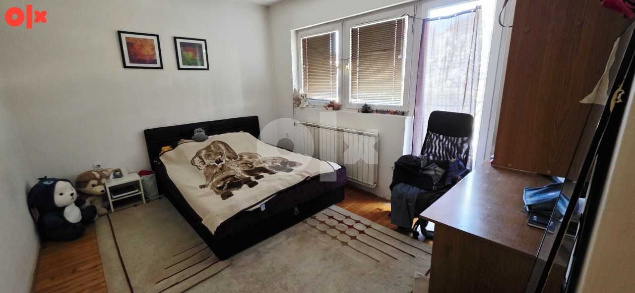 Vila Simin Han pored magistrale  270m2 ; 450000 KM 10
