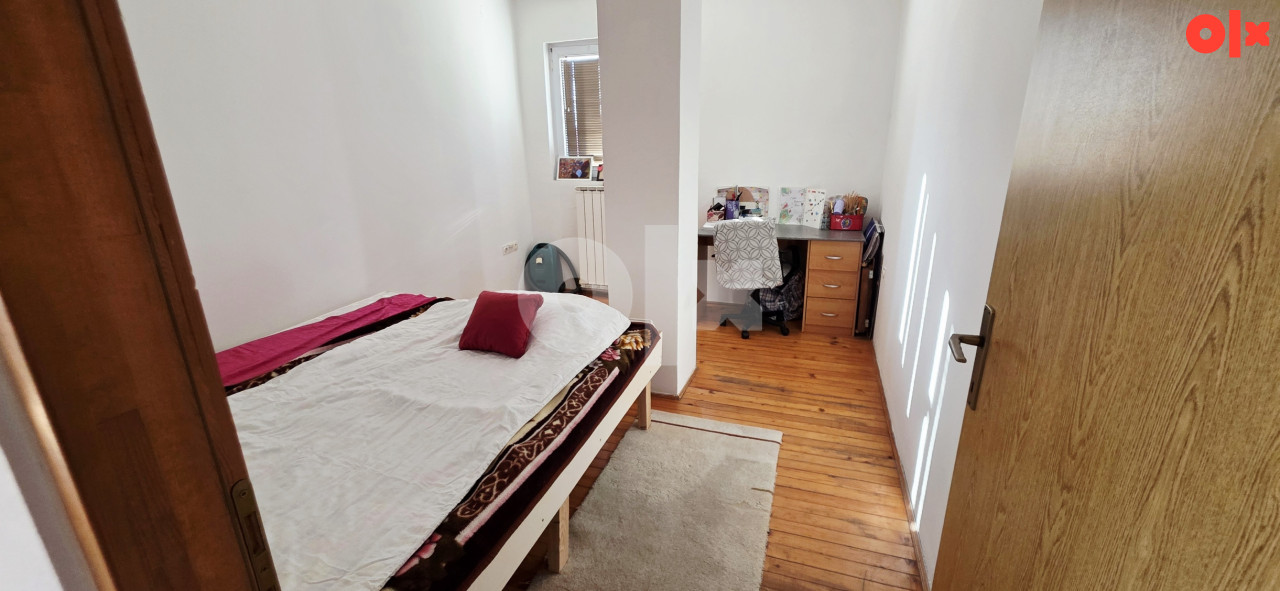 Vila Simin Han pored magistrale  270m2 ; 450000 KM 11