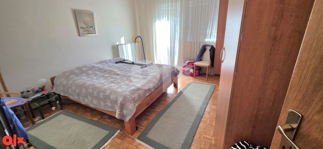 Vila Simin Han pored magistrale  270m2 ; 450000 KM 13