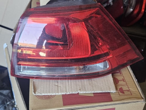 Stop lampa stopka desna golf 7