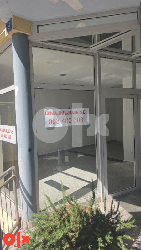 Trg dr. Ante Starceviča br 9 broj tel 063480 308 2