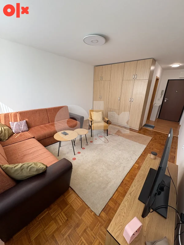 Iznajmljivanje - Stan 40 m2 - A faza, Alipašino polje 2