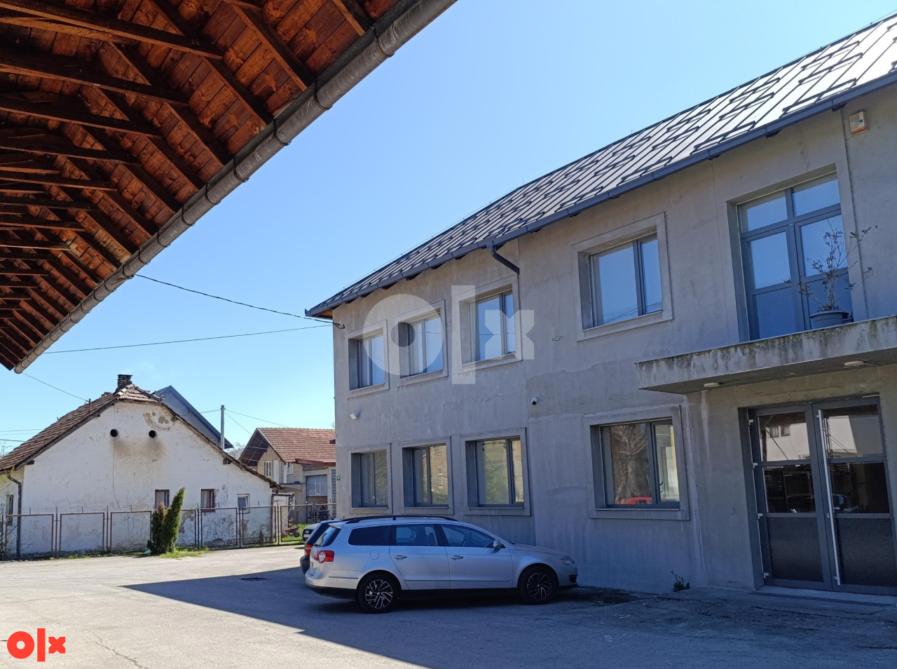 Izlozbeno / Prodajni /Poslovni prostor Ilijaš 2