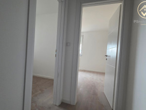 Trosoban stan Istočno Sarajevo 54 m2 photo 4