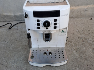 Kafe aparat delonghi 88