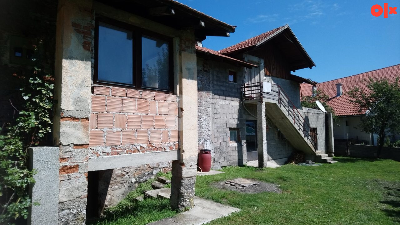 PRODAJA 3 KUĆE + POSLOVNI PROSTORI | BUGOJNO | 2