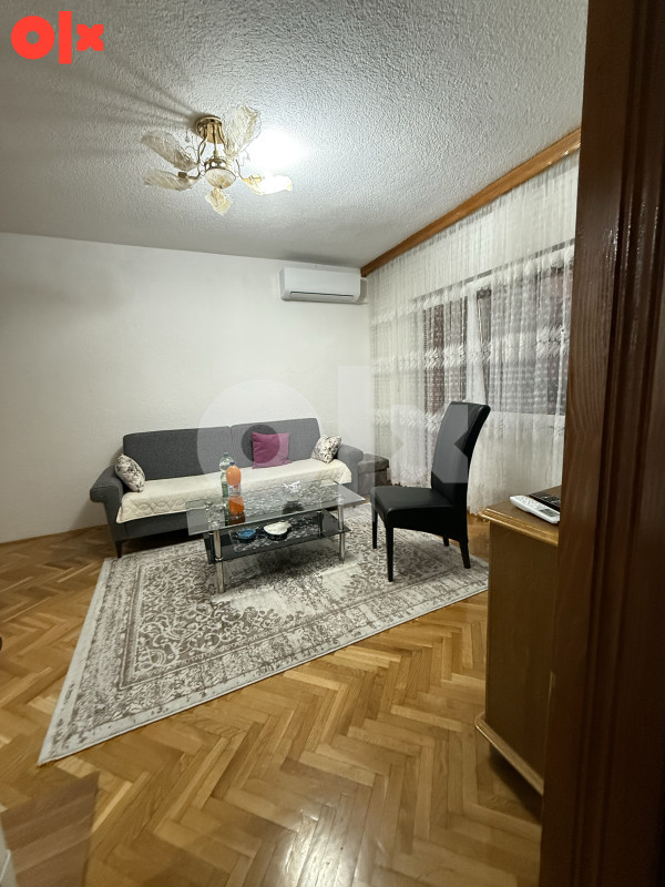 Stan - Sprat Kuće - Izdavanje - Aneks