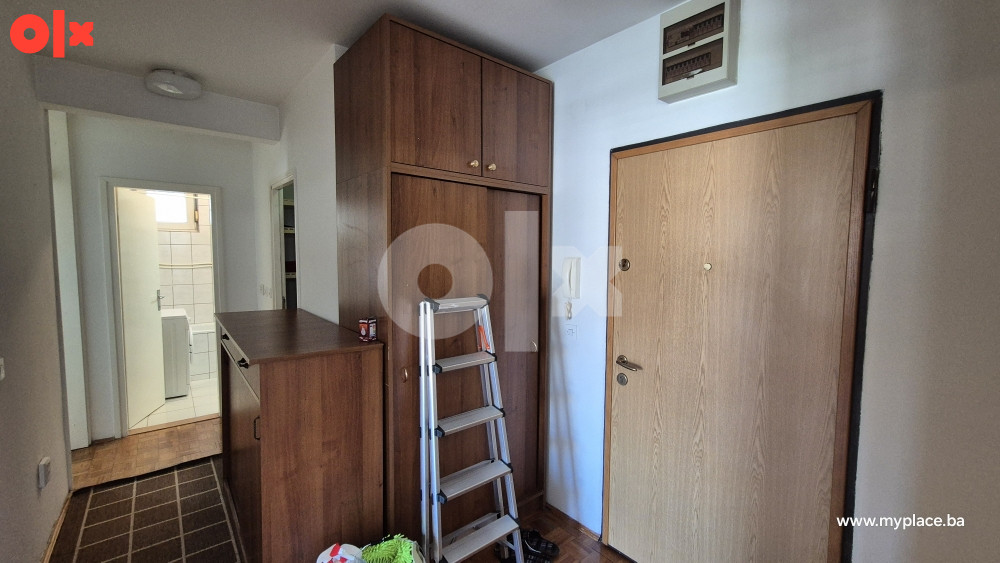 Trosoban stan Tuzla 60m2 10