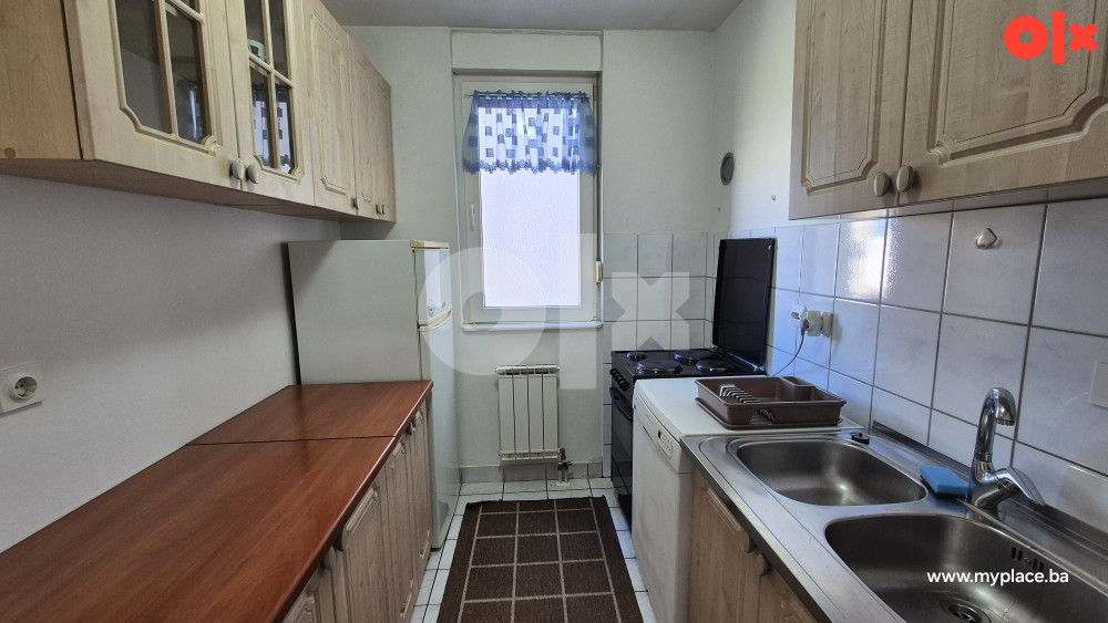 Trosoban stan Tuzla 60m2 5