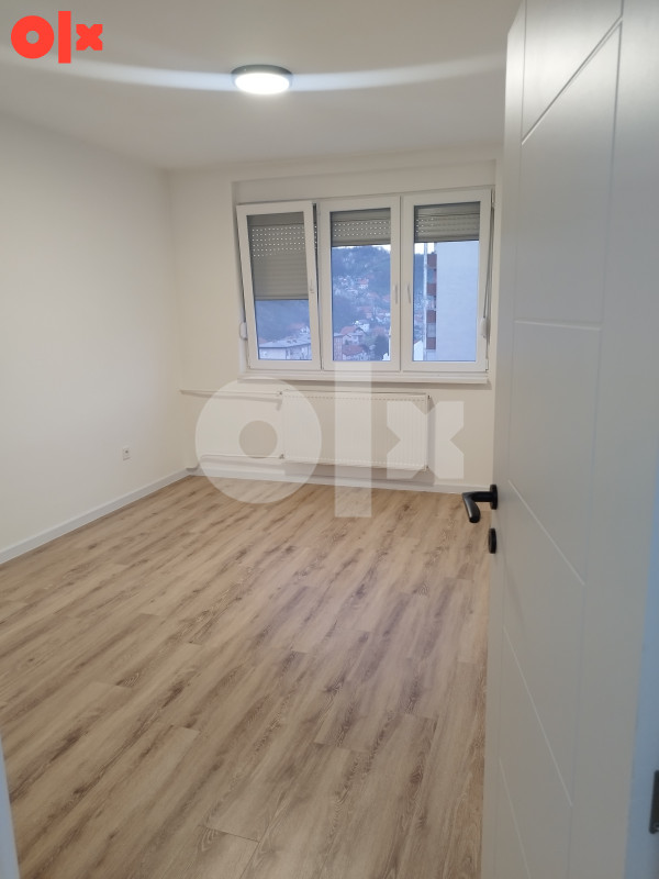 Stan Tuzla, 67m2, trosoban, sve novo, prodaja 2