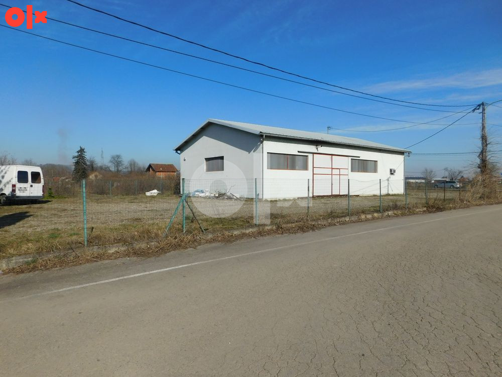 2 OBJEKTA:stambeni i poslovni 393m2, placa 3527m2 -Veliko Blaško 3