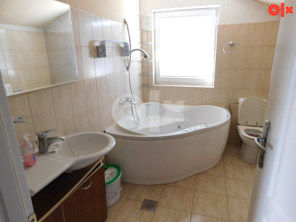2 OBJEKTA:stambeni i poslovni 393m2, placa 3527m2 -Veliko Blaško 22