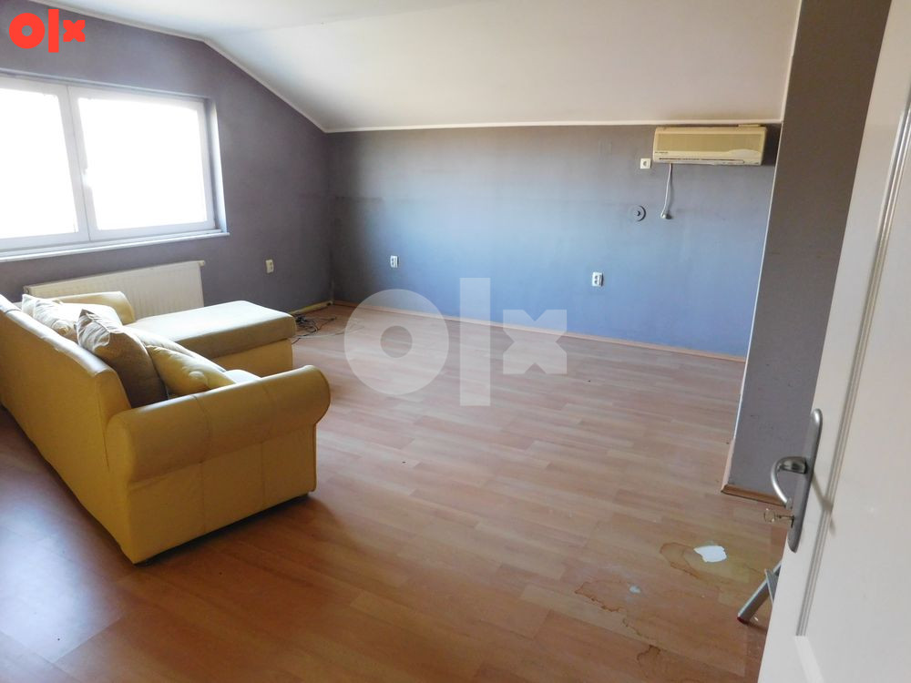 2 OBJEKTA:stambeni i poslovni 393m2, placa 3527m2 -Veliko Blaško 23