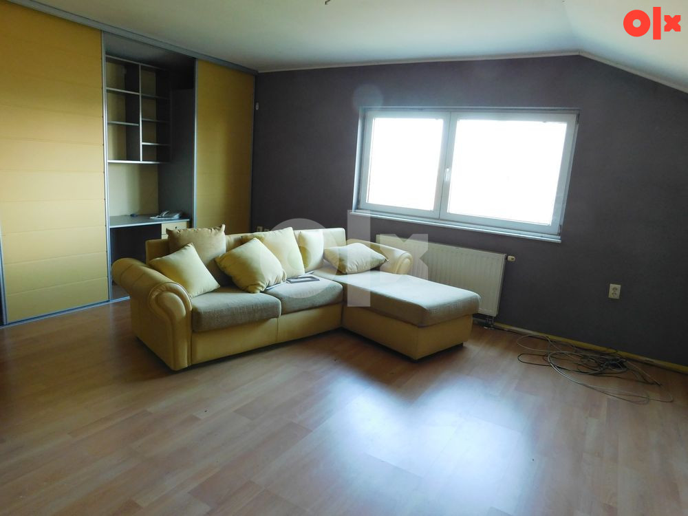 2 OBJEKTA:stambeni i poslovni 393m2, placa 3527m2 -Veliko Blaško 24
