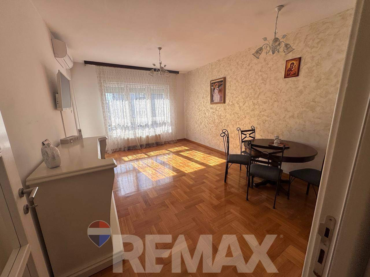 Odličan dvosoban stan | Centar | Pet friendly