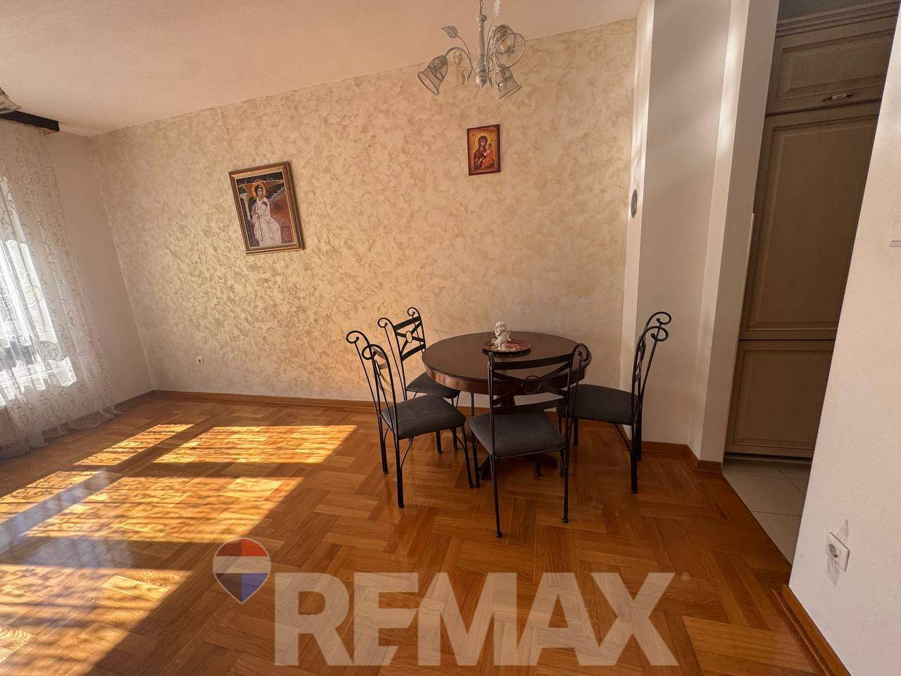 Odličan dvosoban stan | Centar | Pet friendly 2