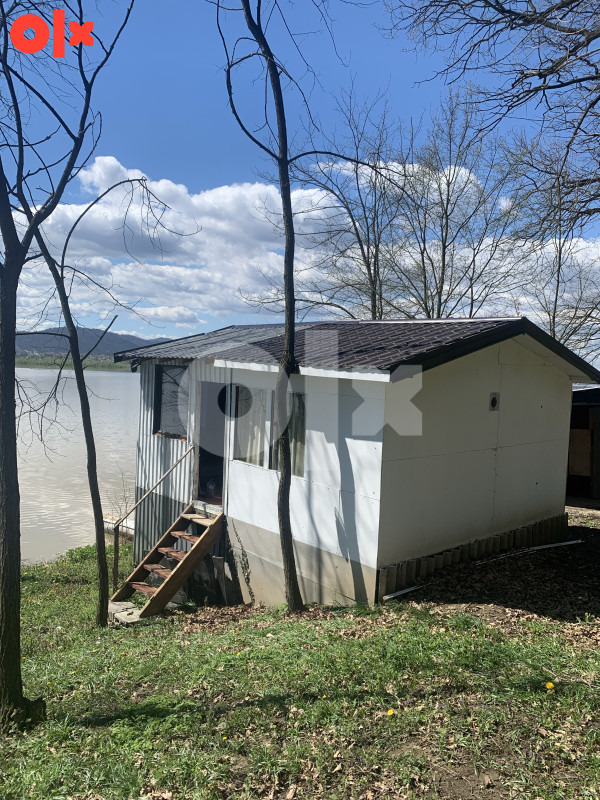 Vikendica Tuzla KISELJAK JEZERO MODRACKO POVOLJNO