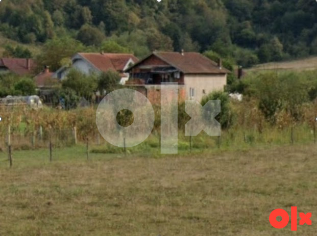 Kuća sa dvorištem i njivom, Sanski Most, Donji Kamengrad 684m2
